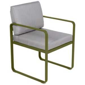 Šedá čalouněná zahradní židle Fermob Bellevie se zelenou podnoží - odstín pesto